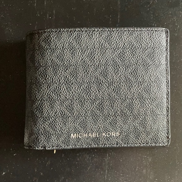 Michael kors wallet - Picture 1 of 3